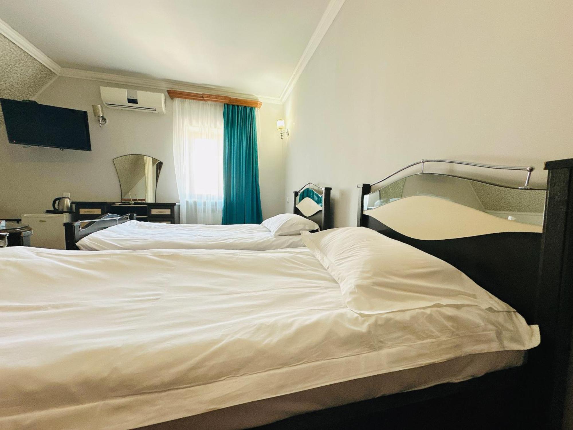Sd Hotel Jerevan Eksteriør bilde