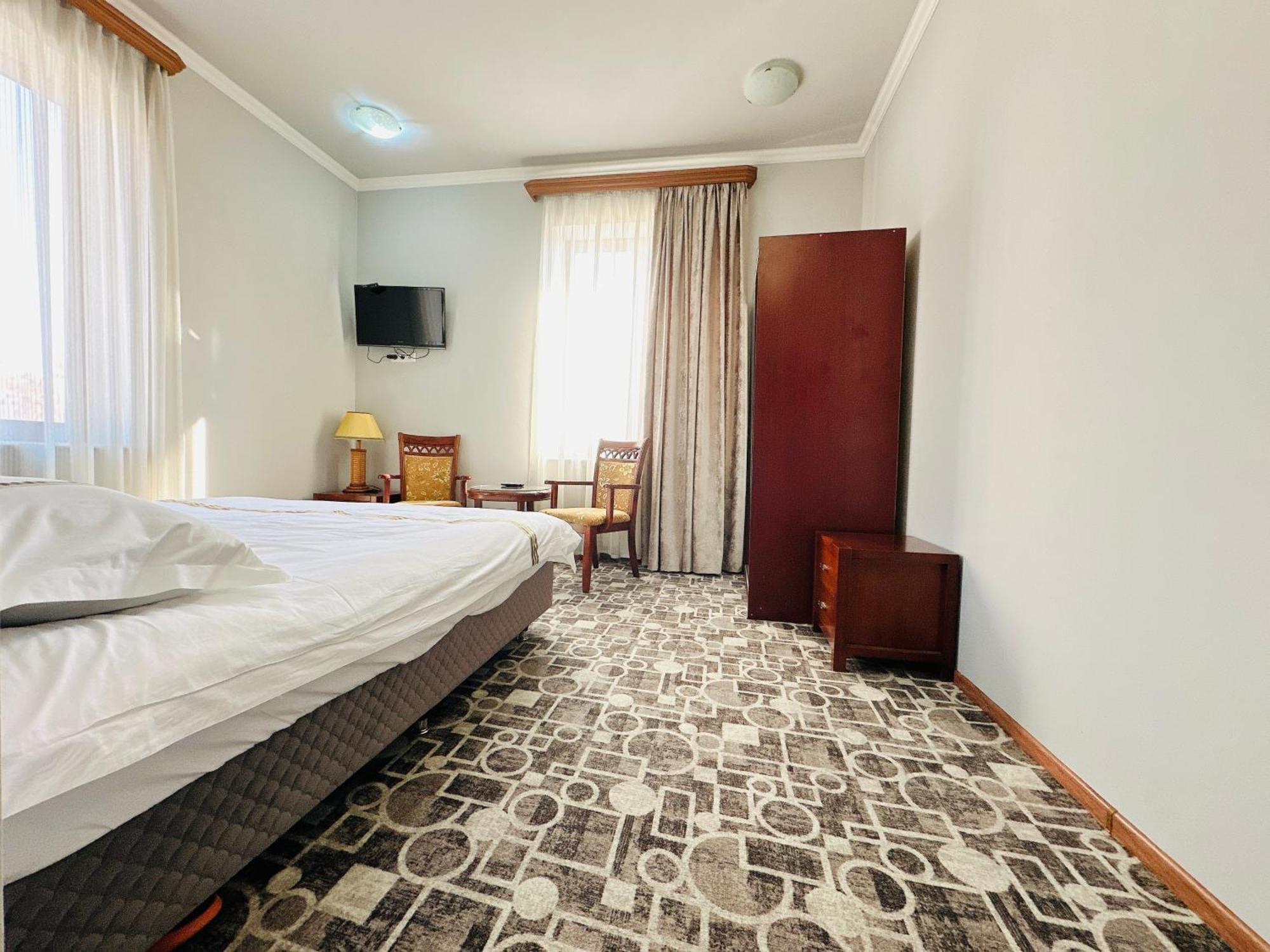 Sd Hotel Jerevan Eksteriør bilde